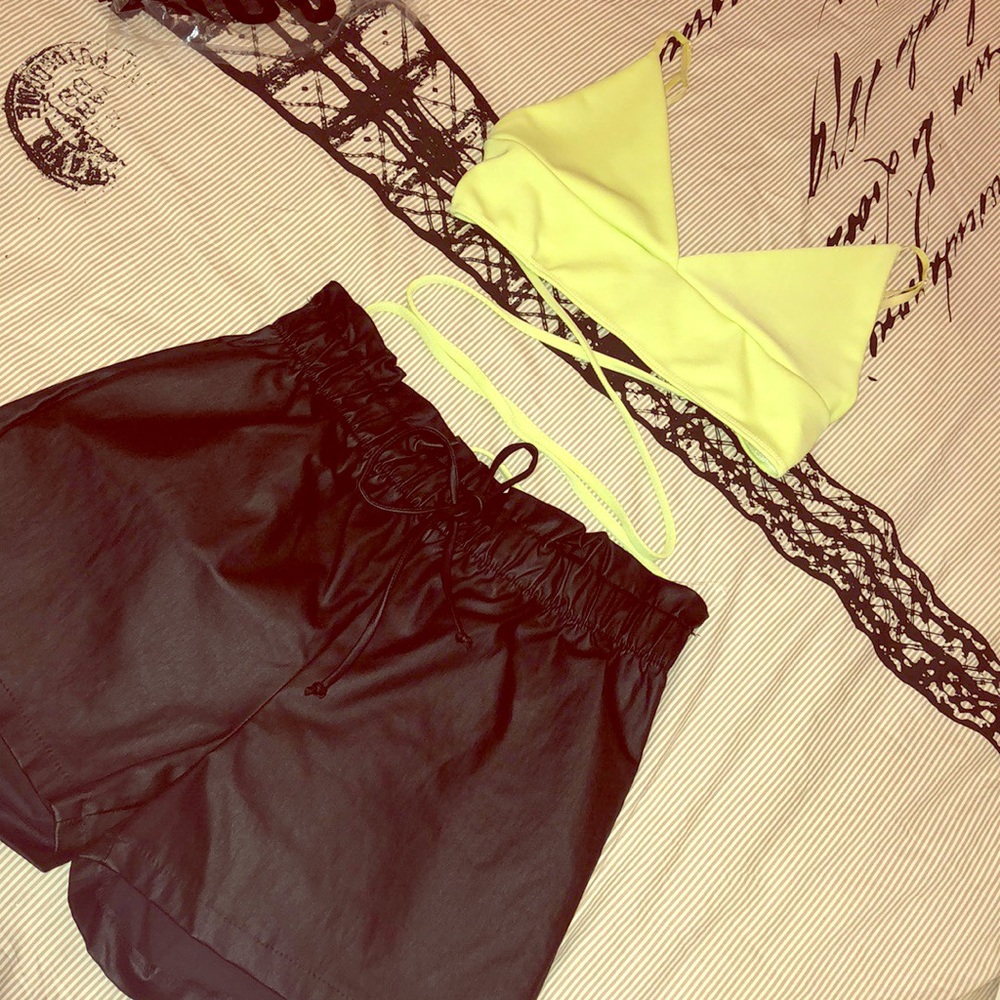 SOLD❗️ TWO PIECE OUTFIT SET